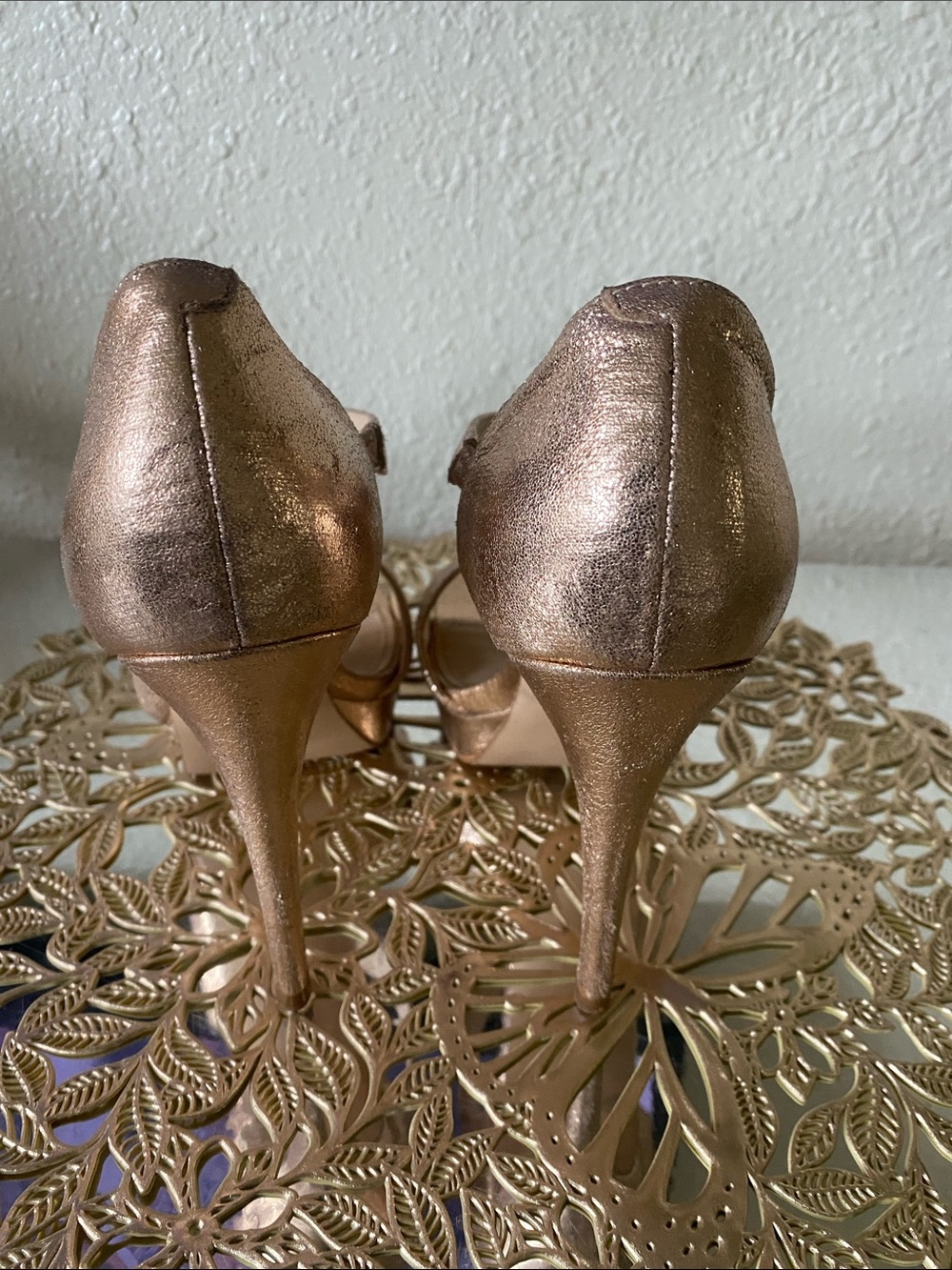 Nine West Metallic Rose Gold Open-Toe Heels
**NO BOX** - Picture 3 of 7